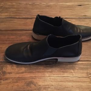 Vince leather flats
